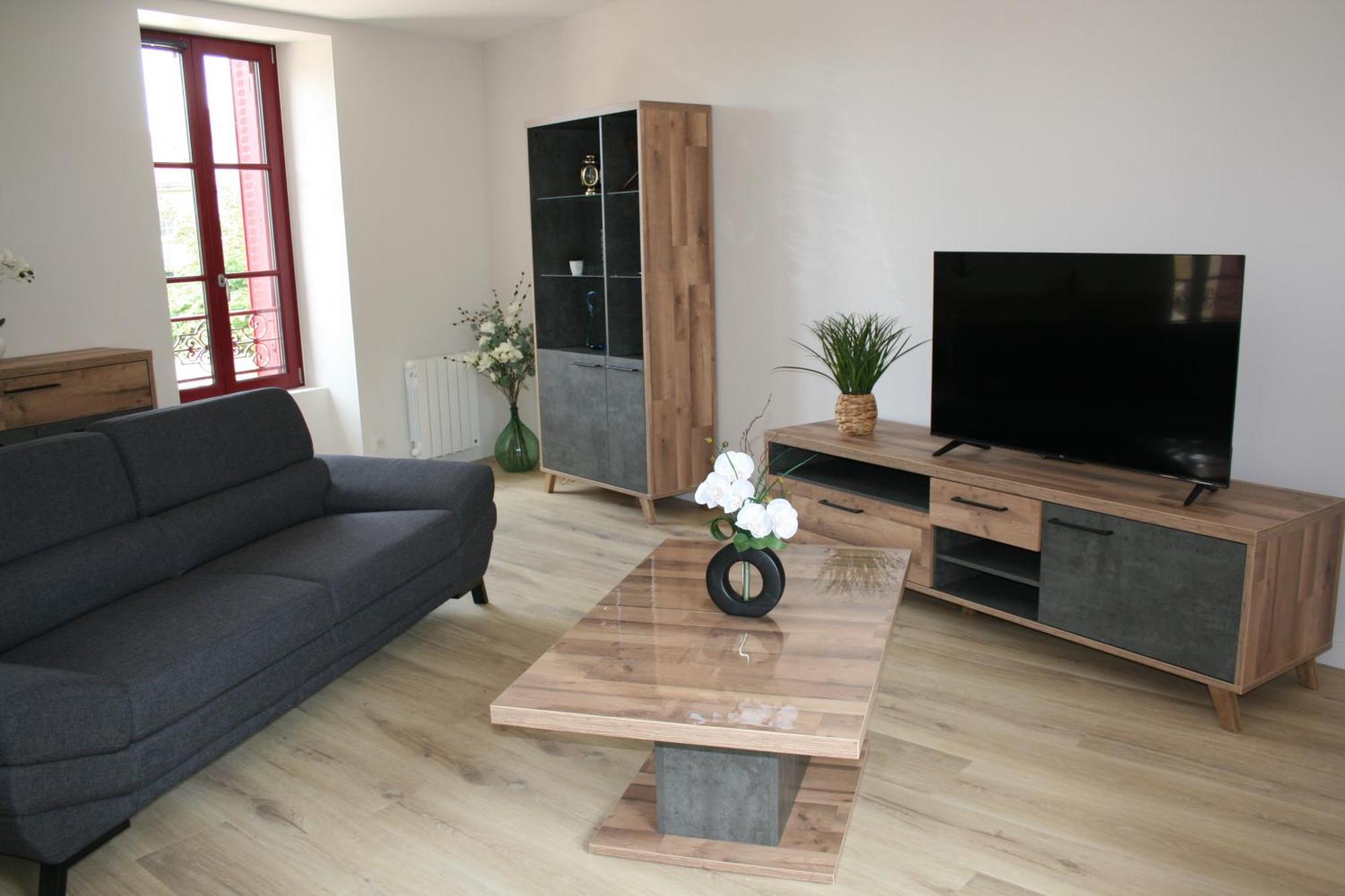 Appartement Les Nuits D'Aldearde à Airvault Extérieur photo